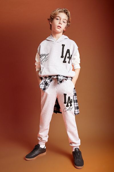 DeFacto Boy's Embroidered Oversize Hooded Sweatshirt - B6138A824Sp