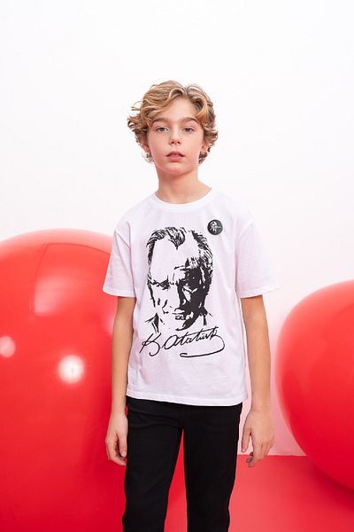 DeFacto Tricou alb cu mânecă scurtă cu imprimeu Ataturk pentru băiat Tycflyw95n 170834087908459