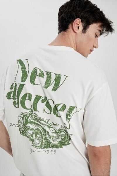 DeFacto Comfort Fit Crew Neck Back Printed Short Sleeve T-Shirt B4650ax24sp