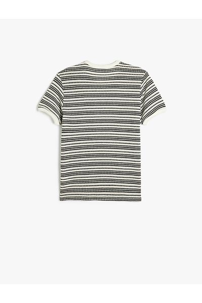 Koton Νέα σεζόν Crew λαιμόκοψη κοντό μανίκι Regular Fit Βαμβακερό με ριγέ μπλουζάκι