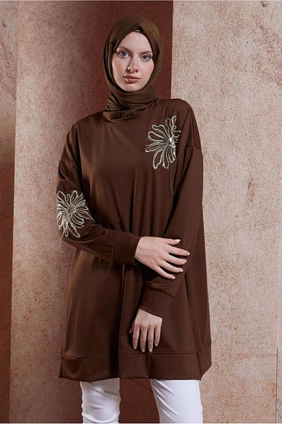Alvina Tracksuit Tunic - Chain Detailed, Model 44638
