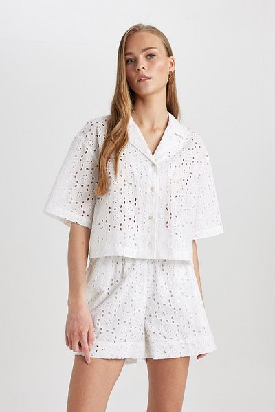 DeFacto Cămașă Brode oversize cu broderie - mânecă scurtă, guler pijamale B9022AX24SM