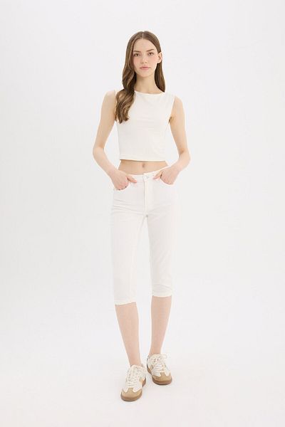 DeFacto Gewebte Caprihose - Normale Taille B9173ax24sm