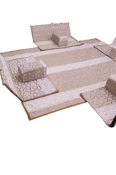 smart home A heritage floor seating set consisting of 9 pieces, suitable for travel, land trips, and the garden