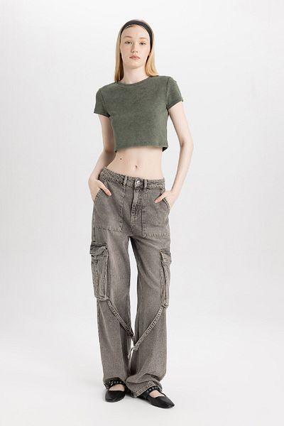 DeFacto Cool Fitted Washed Faded Effect Basic Short Sleeve T-Shirt B9295Ax24Sm