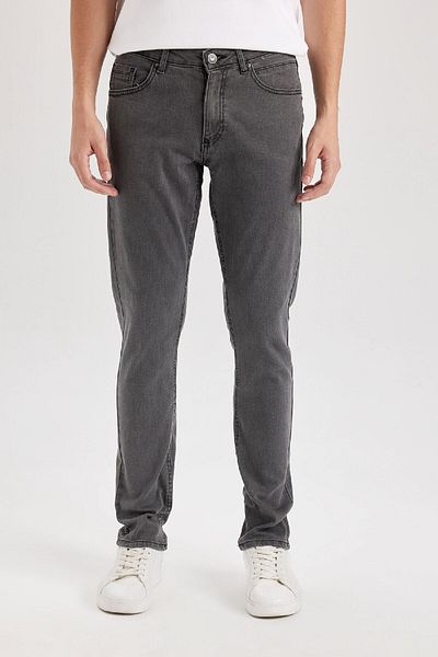 DeFacto Pedro Slim Fit Στενή Εφαρμογή Κανονική μέση με στενό πόδι Jean παντελόνι C1779ax24sp