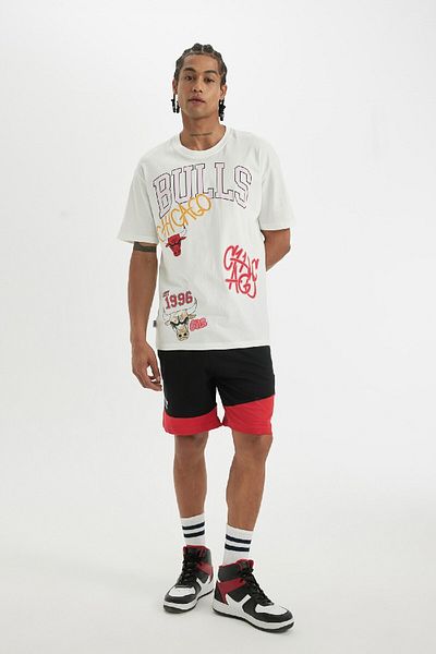 DeFacto DeFactoFit - Σορτς NBA Chicago Bulls με τυπική εφαρμογή B9894AX24SM
