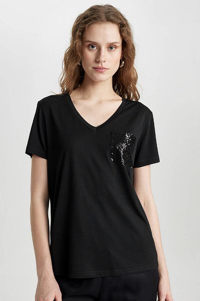 DeFacto T-shirt z krótkim rękawem i dekoltem w kształcie litery V o regularnym kroju U3769az24sp