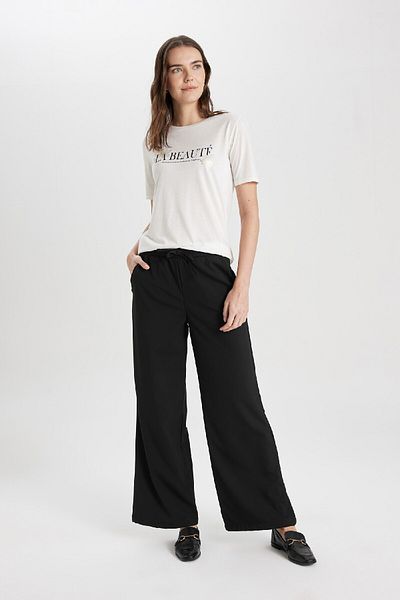 DeFacto Tričko Regular Fit s krátkým rukávem Crew Neck C2106ax24sp