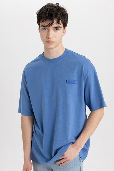 DeFacto Tricou confortabil cu mânecă scurtă cu imprimeu cu decolteu - Comfort Regular Fit C2136ax24sm