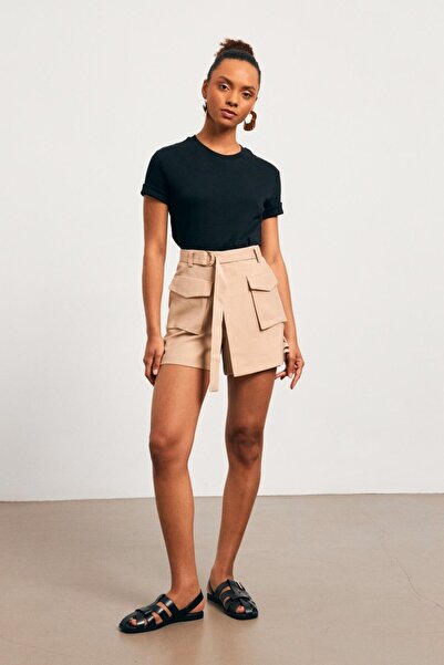 yourname collection Γυναικείο σορτς με λεπτομέρεια από λυοκέλ, μπεζ, που αγκα...