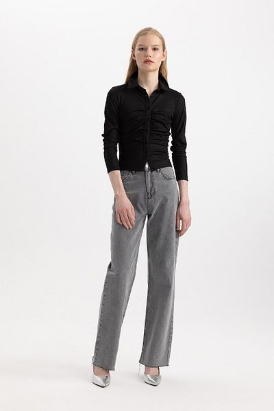 DeFacto Slim-Fit-Camisole-T-Shirt mit Rollkragen – lange Ärmel, gerippt C1326ax24sp