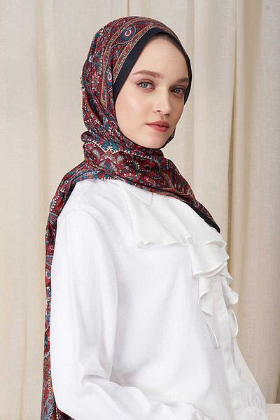 Madame Polo Ιστορικό σάλι Livia Pattern - Μαύρο