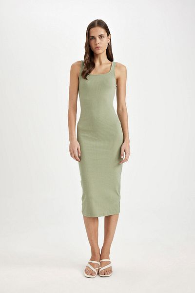 DeFacto Bodycon Body-fit Basic μονόχρωμο τετράγωνο λαιμόκοψη με ραβδώσεις αμάνικο μίντι φόρεμα Z7577az24sm