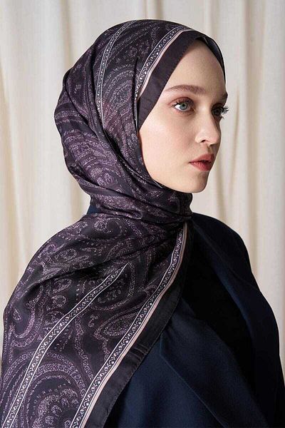 Madame Polo Шал с исторически викториански мотив - горчиво кафяв