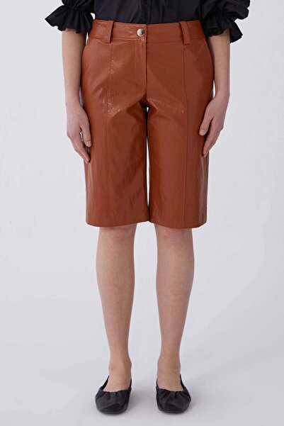 Roman Deri Görünümlü Bermuda Taba Pantolon Taba Y2112079_022