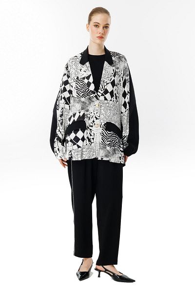 Ghisa Mono Collar Suit Black