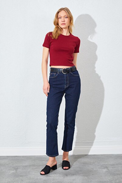 TENA Women's Burgundy (25608) Crew Neck Low Sleeve Full Lycra Ribbed Crop T-Shirt