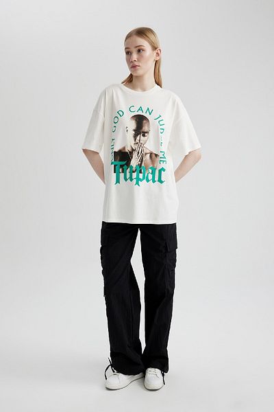 DeFacto Μπλουζάκι Tupac Shakur Oversize - Crew Neck, κοντό μανίκι, C3802ax24sm