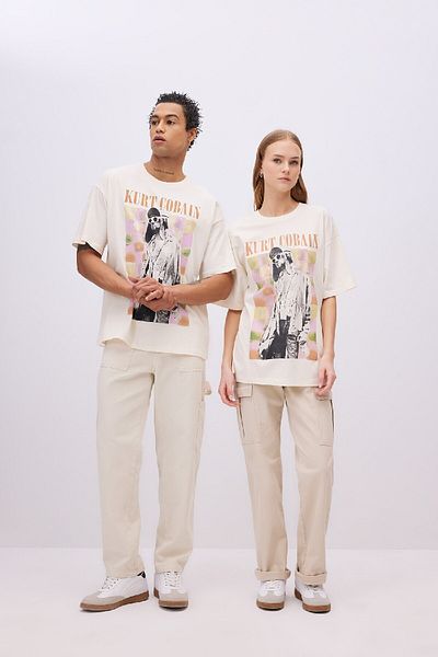 DeFacto Kurt Cobain Unisex Oversize T-Shirt - Crew Neck, Short Sleeve C3769Ax24Sm