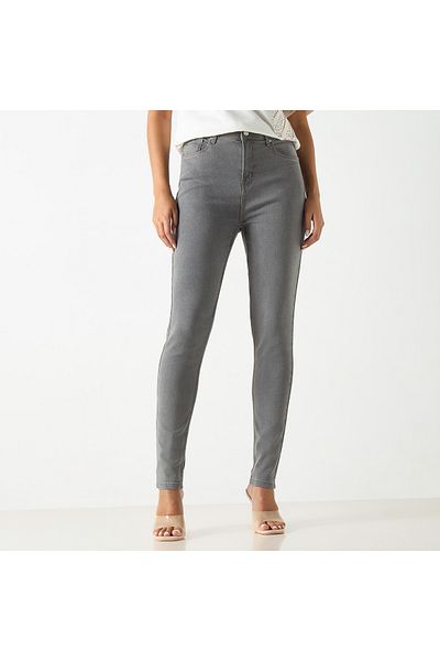 FAV Skinny Fit Jeans with Pockets