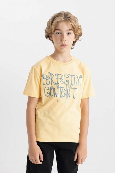 DeFacto Boy's Short Sleeve Crew Neck T-Shirt - C4652A824HS