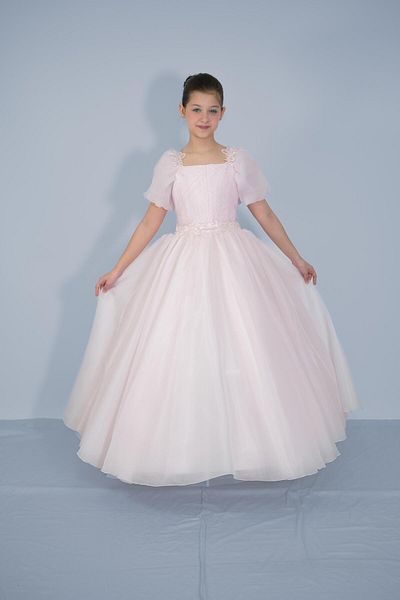 BUTİKHAPPYKİDS Girl's Evening Dress Powder Balloon Sleeves Shoulder and Waist Beads Stone Embroidered Chiffon Wedding Dress 2-11 Years