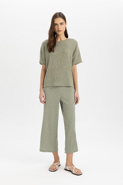 DeFacto Wide Leg Regular Waist Wrap Capri – C4329ax24sp