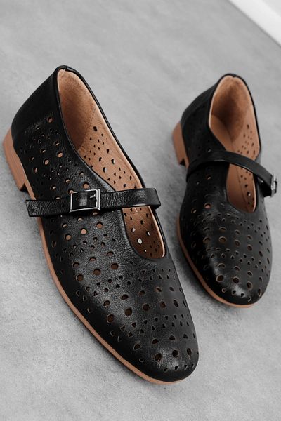 Lal Shoes & Bags Balerini de damă Keith din piele naturală perforată cu o singură curea - negru