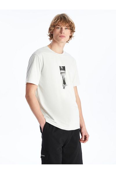 LC Waikiki Kurzärmliges, bedrucktes Herren-T-Shirt aus gekämmter Baumwolle mit Rundhalsausschnitt