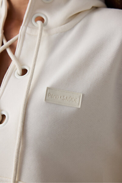 Penti Beyaz Yaka Detaylı Monaco Sweatshirt - Saude Koleksiyonu