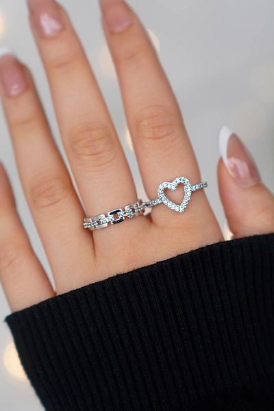 The Collection Set of 2 Zircon Stone Thin Chain and Heart Model Silver Adjustable Women's Ring Set (2 Rings)