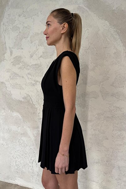 5in1Canpolat Black Pleated Shorts Dress