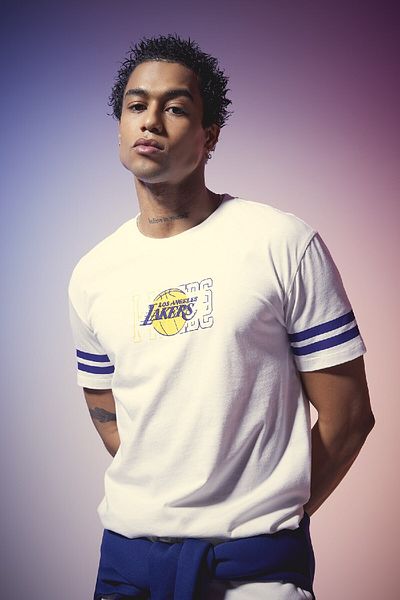 DeFacto Los Angeles Lakers NBA T-shirt - Crew Neck, Short Sleeve, Standard Fit B3896ax24sp