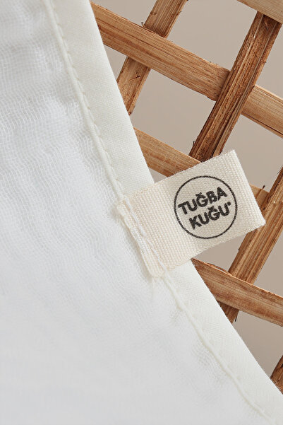 Tuğba Kuğu 4 Layers ⺠ Slin Poncho - Little Deer - Letter E Series