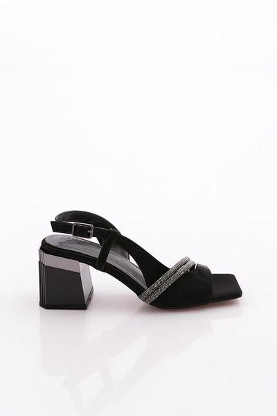 DGN Pantofi cu toc decorati cu piatra din piele lacuita neagra 51621033