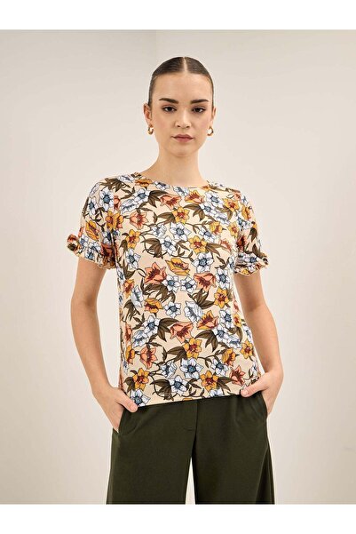 Salt Attire Round Neck Stylish Women's Top Elegant Versatile & Comfortable Casual Wear