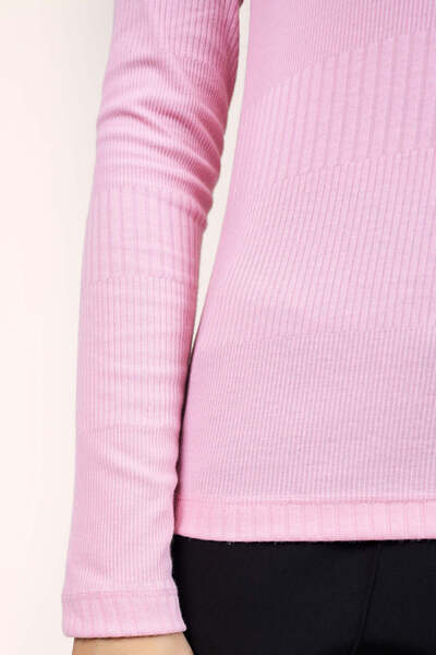 Salt Attire Keyhole Neck Stylish Women's Top Elegant Versatile & Comfortable Casual Wear