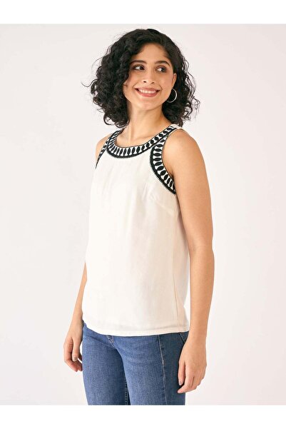 Salt Attire Boat Neck Stylish Women's Top Elegant Versatile & Comfortable Casual Wear