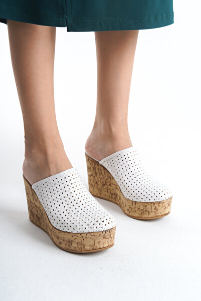 bolemo White Women's Closed Toe Sabu Wedge Heel Slippers