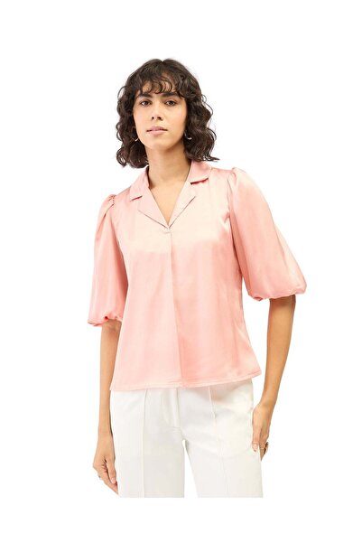 Salt Attire Notched Lapel Stylish Women's Top Elegant Versatile & Comfortable Casual Wear