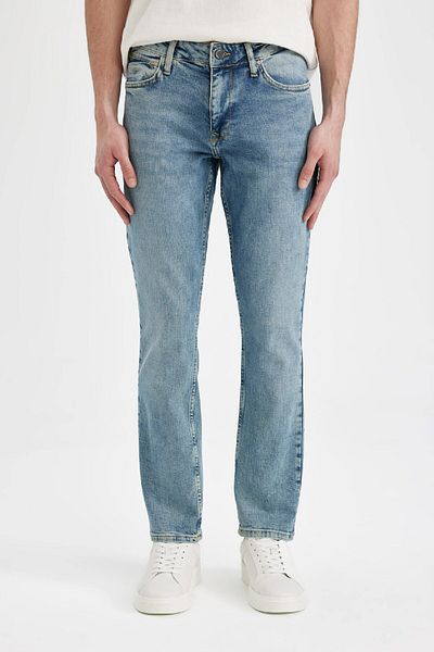 DeFacto Pedro Slim Fit Στενή Εφαρμογή Κανονική μέση με στενό πόδι Jean παντελόνι C6174AX24SM