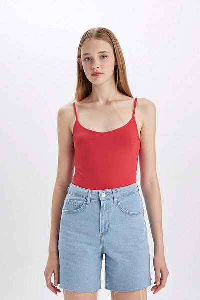 DeFacto Basic Plain Undershirt with Fitted U-Neck Straps C5708Ax24Sp