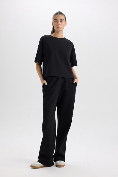 DeFacto Relax Fit Crew Neck Basic Solid Short Sleeve Black T-Shirt C7630Ax24Au