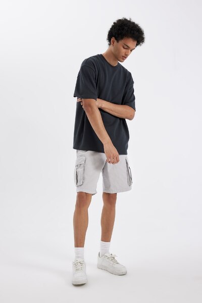 DeFacto Relax Fit Düz Paça Gabardin Kargo Bermuda Şort C5400ax24sm