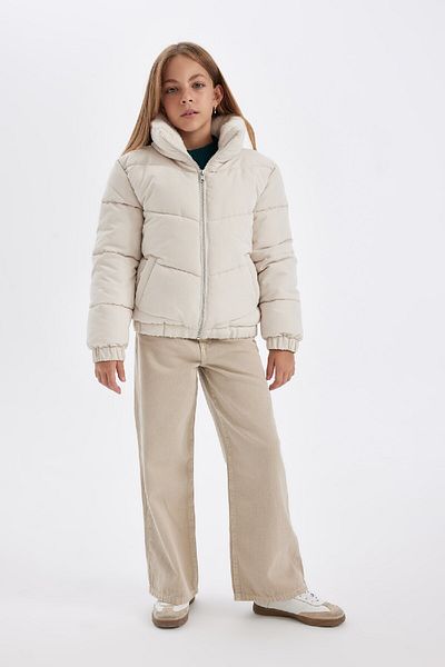 DeFacto Girl's Stand Collar Plush Lined Zippered Puffer Coat 3137911