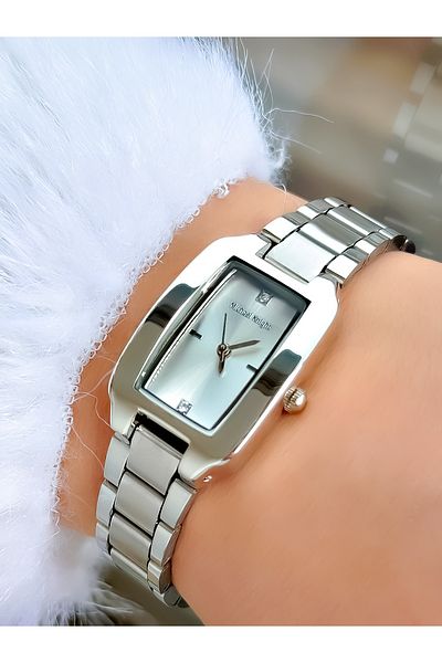 Michael Knight Women's Wristwatch Minimal in Special Box