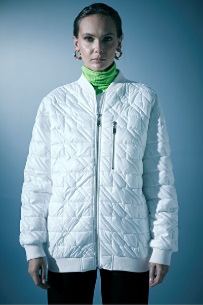 Naar Жіноча куртка-бомбер з блискавкою, екрю 23271806