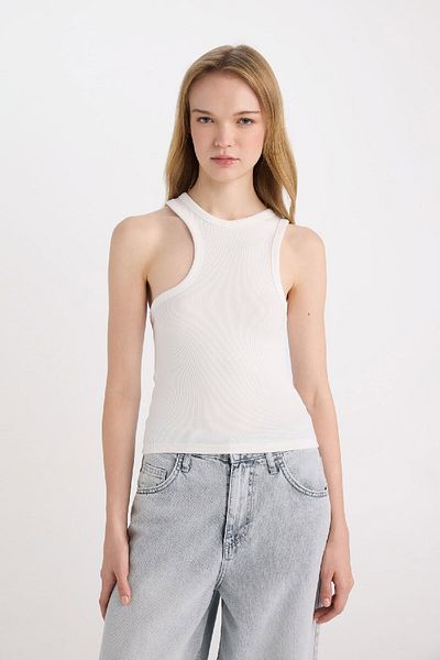 DeFacto Asymmetrisch geschnittenes Camisole-Unterhemd – C7659ax24sm