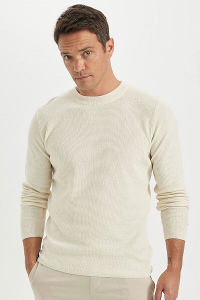 DeFacto Standard-Fit-Strickpullover aus Baumwolle mit normaler Passform und Rundhalsausschnitt A5181ax24au